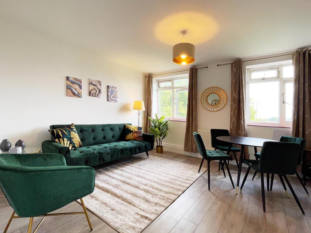 Sophie Place In Vauxhall - 3 Double Beds, 1 Sofa Bed, Spacious 런던 외부 사진